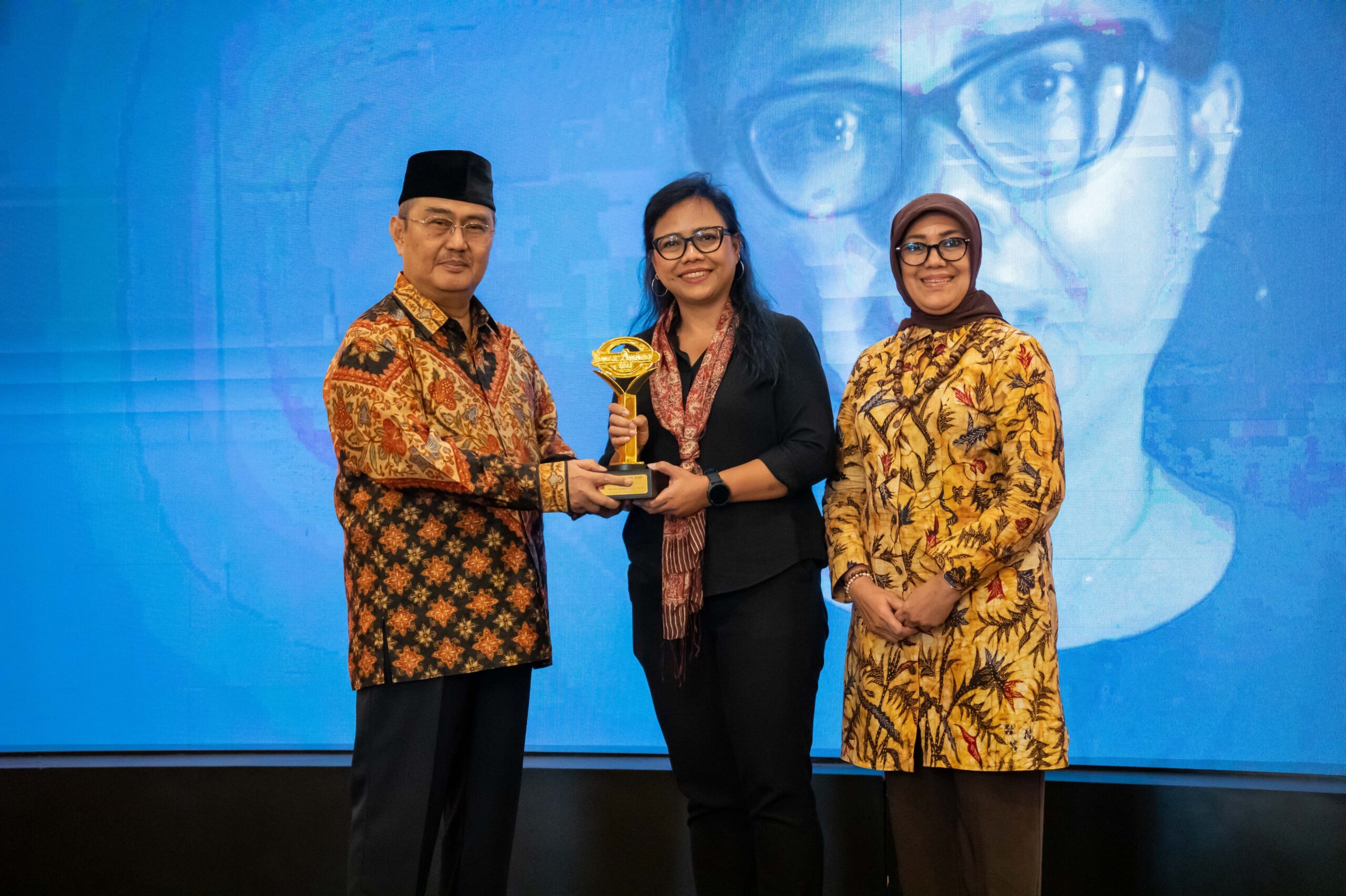 Dua Pengajar Jentera, Asfinawati dan Bivitri, Raih Jimly Award 2025