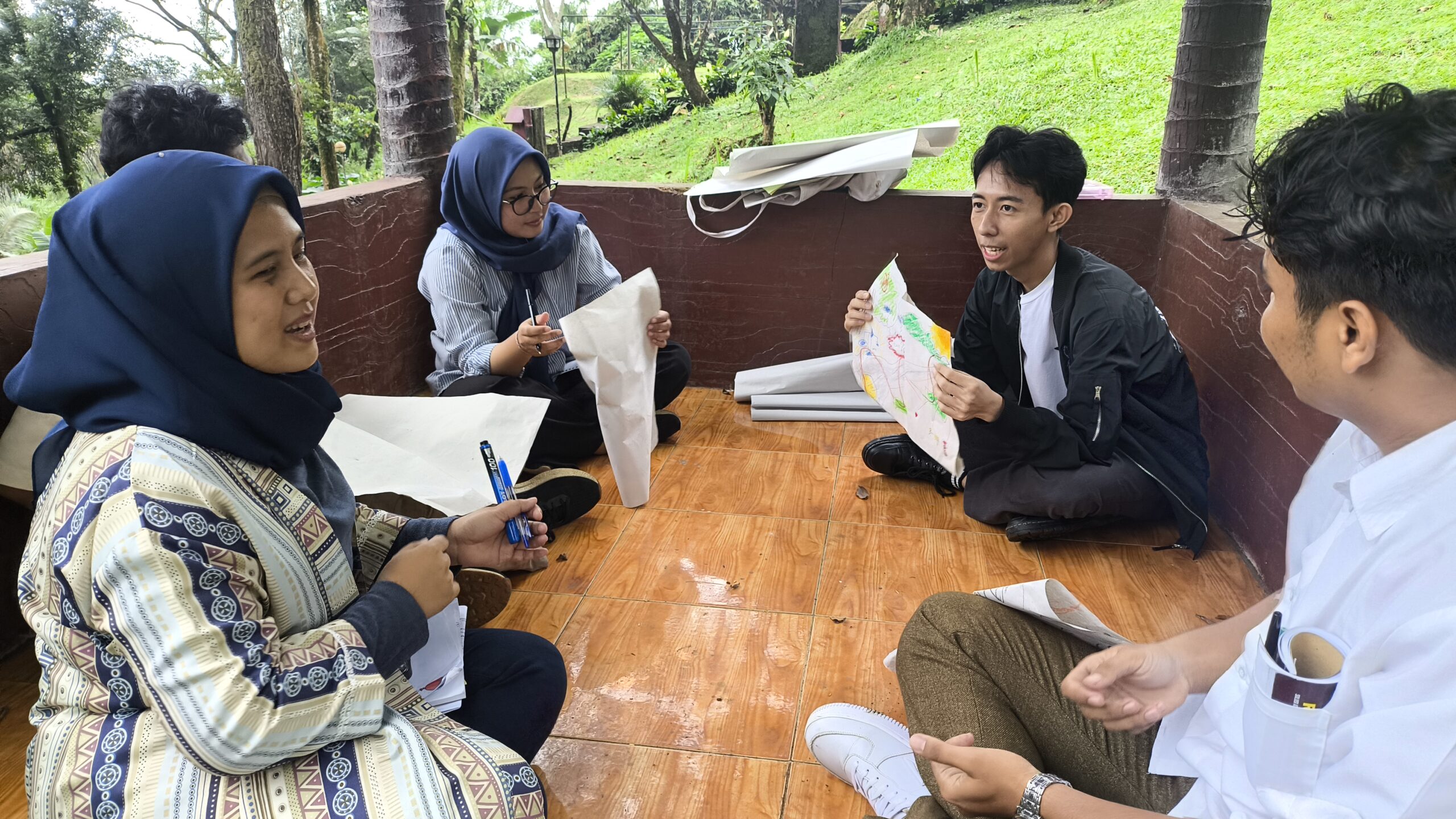 Belajar HAM di Kemah Generasi 2025