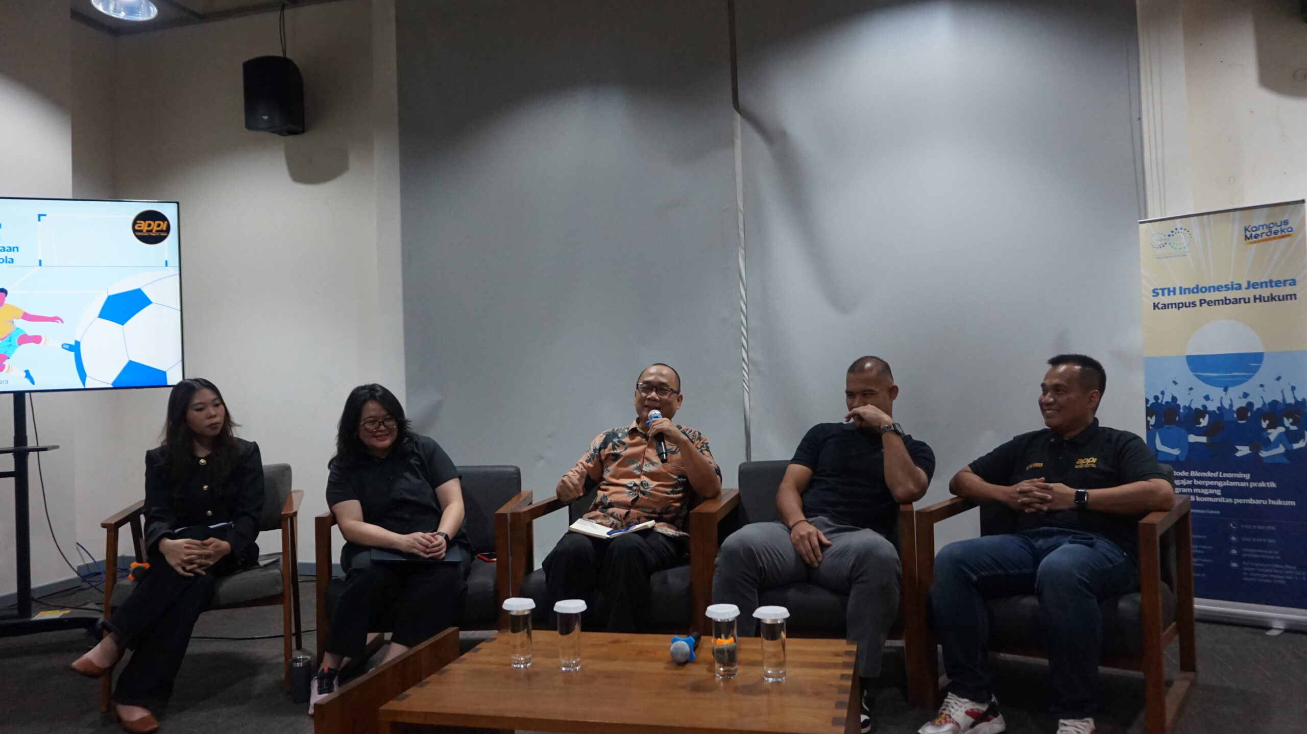 Urgensi Pelindungan Hak-Hak Pemain Sepak Bola Indonesia